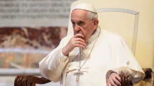 Папата призова свещениците да не бъдат лицемерни