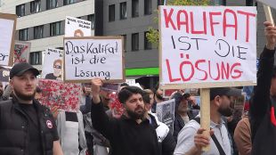 Ислямистка организация иска халифат в Германия (обзор)