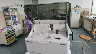 Болницата в Свищов с ново оборудване в Клинична лаборатория